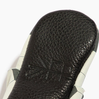 Playmaker City Baby ShoeCity MoccFreshly PickedStyle: Soft SoleSize: Newborn