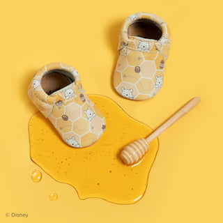 Disney Pooh Bear Honeycomb City Baby Shoe Baby & Toddler Shoes City Mocc Freshly Picked Style: Soft Sole Size: 1
