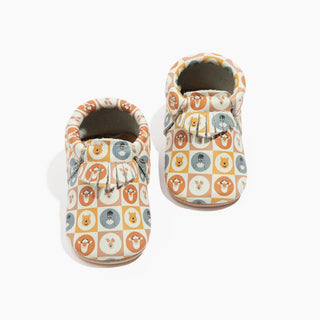 Pooh & Friends City Baby ShoeCity MoccFreshly PickedStyle: Soft SoleSize: Newborn