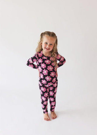 Bamboo Long Sleeve Pajama Set - Winifred (Floral) Posh Peanut Size: 6-12 Months