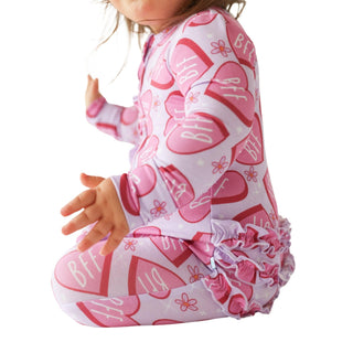Bamboo Ruffle Footie with Zipper - Besties (BFF Hearts) Posh Peanut Size: Newborn