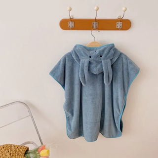 Animal Poncho Bath Towel RYAN AND REMI Color: Blue Size: 67x87cm