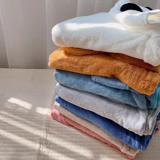 Animal Poncho Bath Towel RYAN AND REMI Color: Blue Size: 67x87cm