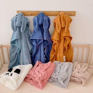 Animal Poncho Bath Towel RYAN AND REMI Color: Blue Size: 67x87cm