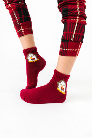Away in a Manger Quarter Socks