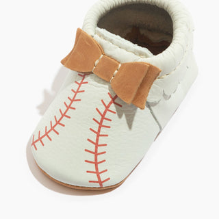 Spring Training Bow Baby ShoeBow MoccFreshly PickedStyle: Soft SoleSize: 1