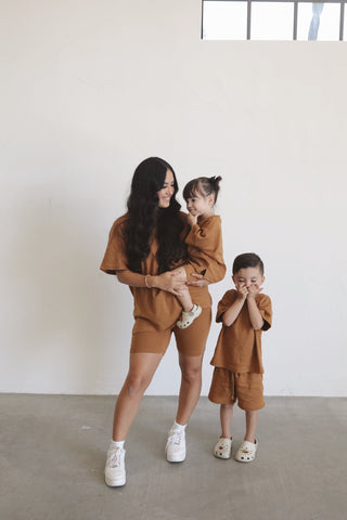 Kids Sweat Short SetAxel and RoseColor: BlackSize: Newborn