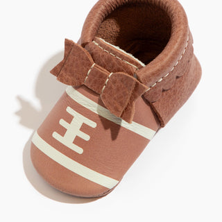 Touchdown II Bow Baby ShoeBow MoccFreshly PickedStyle: Soft SoleSize: 1