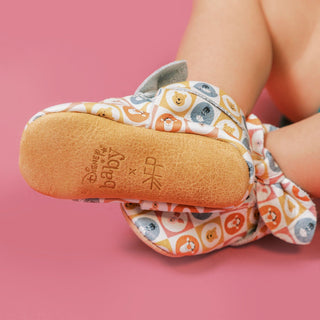 Pooh & Friends Knotted Bow Baby ShoeKnotted Bow MoccFreshly PickedStyle: Soft SoleSize: 1
