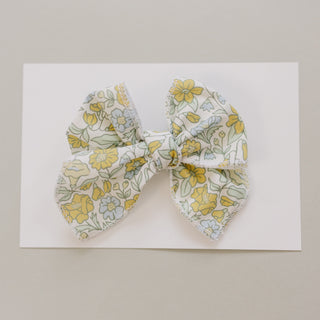 Easter Hair Bows Mebie Baby Color: Sunny Floral