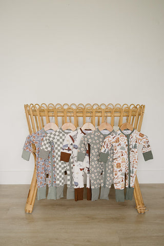 Camping Trip Ribbed Bamboo Zipper Mebie Baby Size: NB