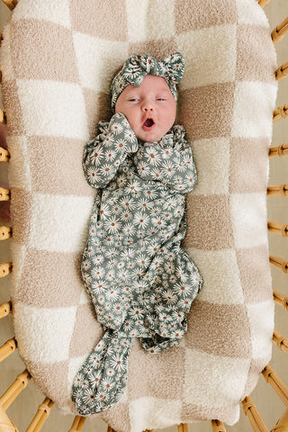 Mebie Baby Bamboo Head Wrap - Dark Green Daisy | Baby Riddle