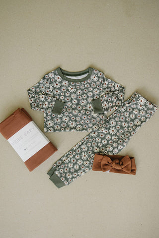 Ribbed Bamboo Long Sleeve Pajama Set - Dark Green Daisy Mebie Baby Size: 6-12