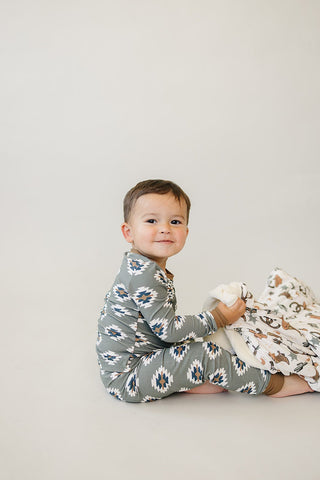 Southwest Aztec Ribbed Bamboo Cozy Set Mebie Baby Size: 18-24