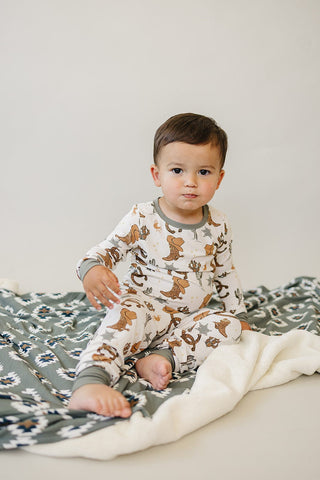 Outlaw Cowboy Ribbed Bamboo Cozy Set Mebie Baby Size: 18-24