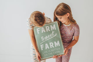 Bamboo Short Sleeve Pajama Set - Latte Chickens