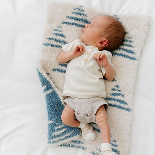 Double-Layer Bamboni® Mini Blankets Saranoni Color: Triangle Double Layer