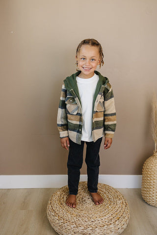 Everest Jacket Olive + Scout Color: Red Size: 3-6M