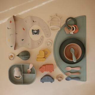 Classic Silicone Suction Plate silicone tableware Mushie Color: Shifting Sand