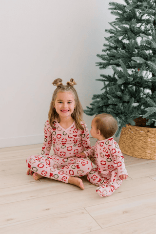 Bamboo Footie with 2-Way Zipper - Shrinking Violet Wreath