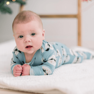 Bamboo Footie with 2-Way Zipper - Stormy Sea Santa's Sleigh KicKee Pants Size: 0-3 Months