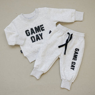 Game Day Jogger Set Olive + Scout Color: Heather Grey Size: 3-6M