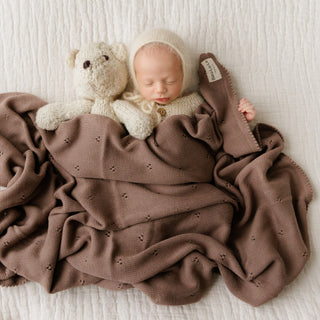 Christian Newborn Baby Gift Box, Mocha - Prayer Keepsake Set - Heaven in the Room™ Baby Gift Set Baby Riddle Bible Edition: Included - Classic Keepsake Bible