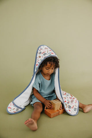 Premium Knit Hooded Towel - A Christmas Story Copper Pearl Size: One Size