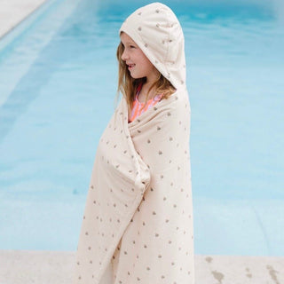 Hooded Towels Saranoni Style: Infant Color: Cars
