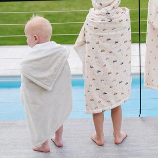 Hooded Towels Saranoni Style: Infant Color: Cars