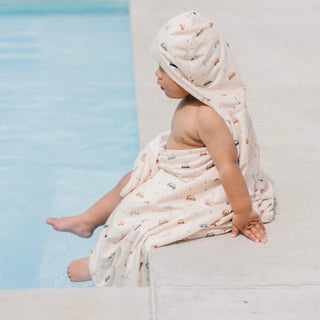 Hooded Towels Saranoni Style: Infant Color: Cars