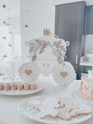 👑Regal Carriage Princess Piñata – Luxuriously Handcrafted for Fairy Tale Birthdays | Elegant & Customizable Party Centerpiece Piñata mamaspinatas