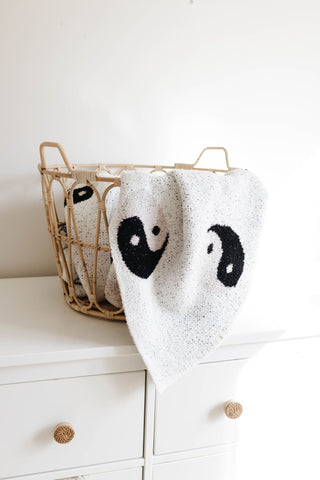 Plush Blanket - Black & White Yin YangBlanketsforever french babySize: Baby/Toddler 45x45 inches