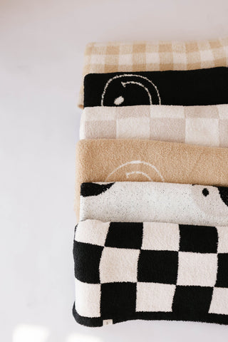 Plush Blanket - Black & White Yin YangBlanketsforever french babySize: Baby/Toddler 45x45 inches