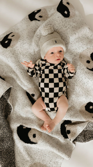 Plush Blanket - Black & White Yin YangBlanketsforever french babySize: Baby/Toddler 45x45 inches