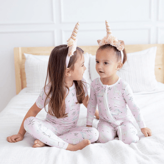 Bamboo Footie with 2-Way Zipper - Shrinking Violet Sleeping Unicorns KicKee Pants Size: Newborn