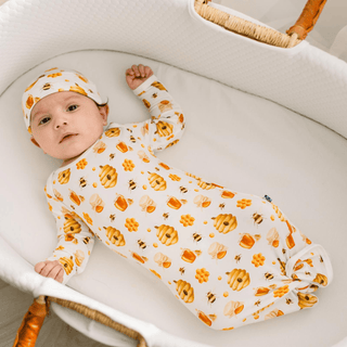 Bamboo Knotted Layette Gown & Hat Set - Natural Bees & Honey KicKee Pants Size: One Size