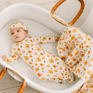 Bamboo Knotted Layette Gown & Hat Set - Natural Bees & Honey KicKee Pants Size: One Size