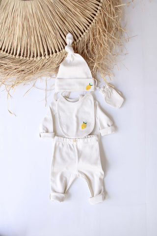 Lemon Patterned 5 Piece Newborn Set 5 pcs newborn set Honey and Hive Size: Newborn