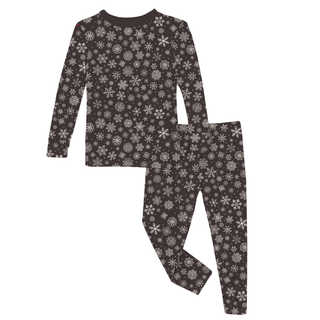 Bamboo Long Sleeve Pajama Set - Chalkboard Snowflakes KicKee Pants Size: 2T