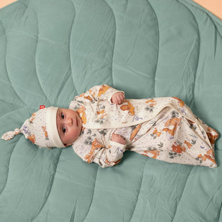 Magnetic Layette Gown & Hat Set - Lion King Magnetic Me Size: Newborn-3 Months