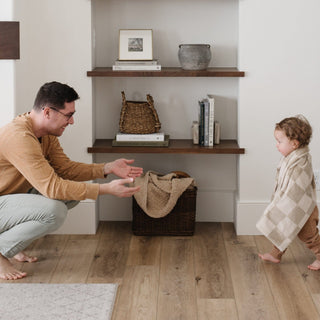 Minky Stretch Receiving Blankets Saranoni Color: Neutral Checkered
