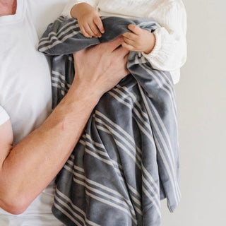 Minky Stretch Receiving Blankets Saranoni Color: Neutral Checkered