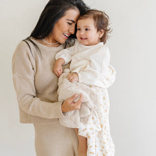 Minky Stretch Receiving Blankets Saranoni Color: Neutral Checkered