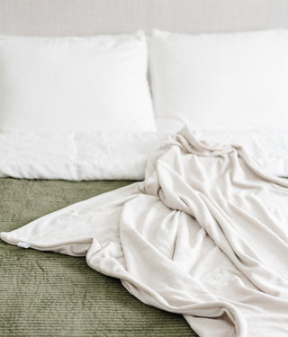 Minky Stretch Receiving Blankets Saranoni Color: Neutral Checkered