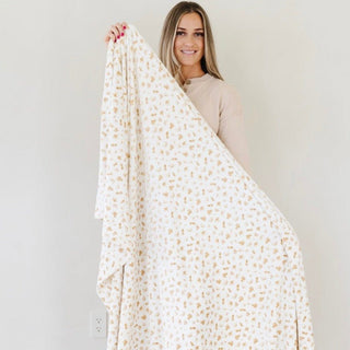 Minky Stretch XL Throw Blankets Saranoni Color: Olive Checkered