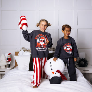 Oversized Drop Shoulder Pullover - Santa World Tour