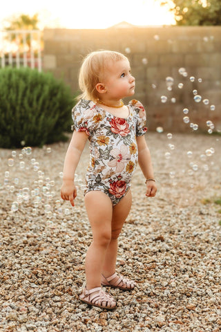 Little Love Bug Co. The Ella Sandal | Baby Riddle