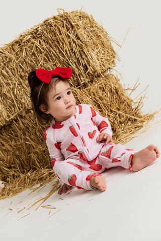 Bamboo Pointelle Convertible Footie Romper - Penny (Strawberries ) Posh Peanut Size: 3-6 Months