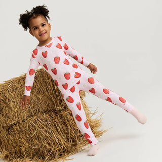 Bamboo Pointelle Long Sleeve Pajama Set - Penny (Strawberries ) Posh Peanut Size: 3T-4T